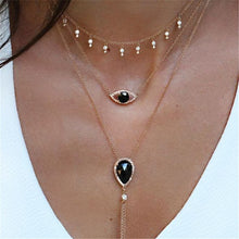 Load image into Gallery viewer, ladies choker necklce with moon and star