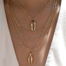 Load image into Gallery viewer, ladies choker necklce with moon and star