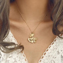 Load image into Gallery viewer, ladies choker necklce with moon and star