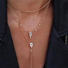 Load image into Gallery viewer, ladies choker necklce with moon and star